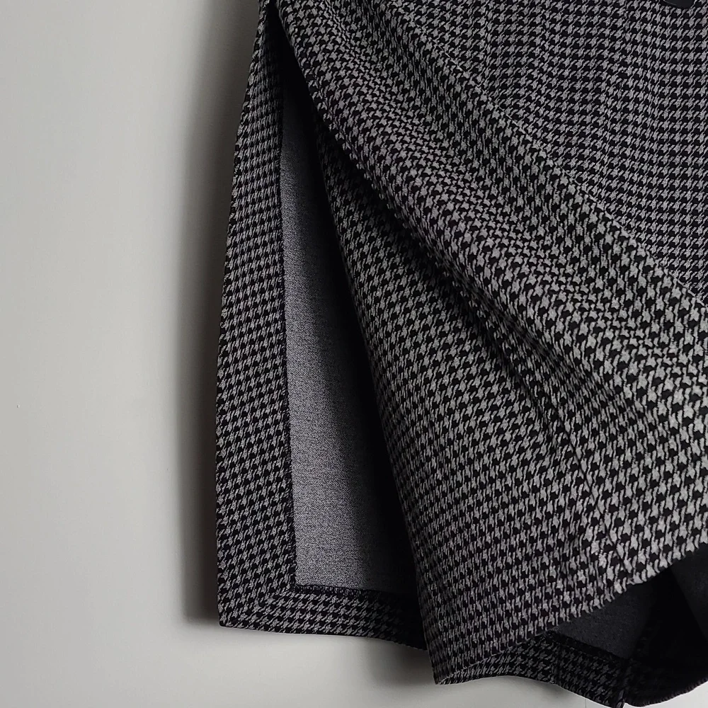 J. JILL Faux Wrap Ponte Knit Houndstooth Short Pencil Skirt Size Small